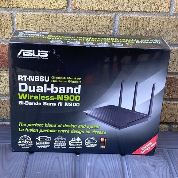 ASUS N900 WiFi Router (RT-N66U) - Dual Band Gigabit Wireless Internet Router - Picture 1 of 7